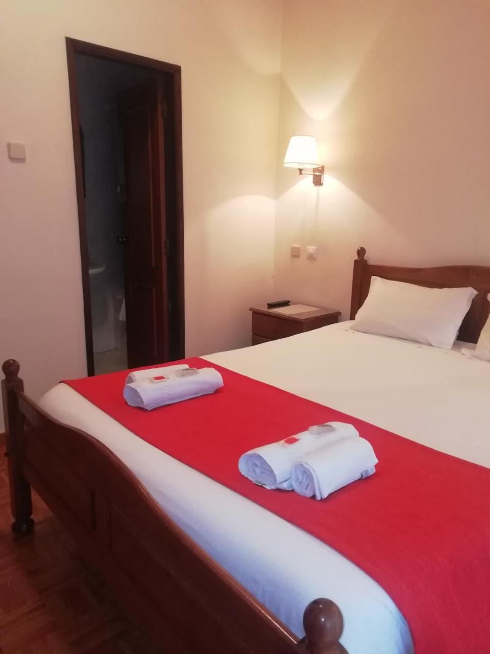 Apolo Bed & Breakfast ลิสบอน ภายนอก รูปภาพ