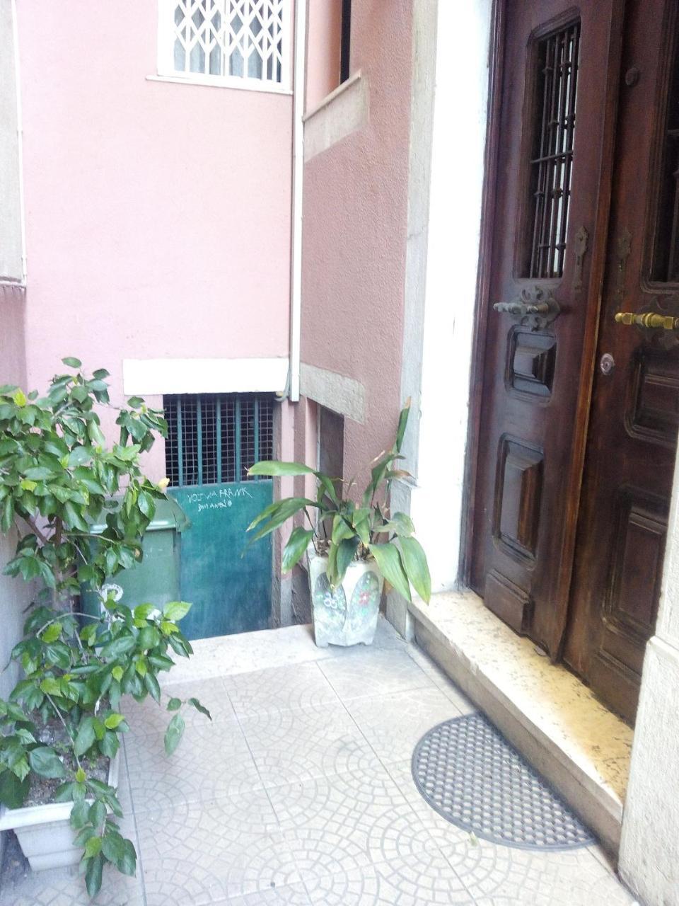 Apolo Bed & Breakfast ลิสบอน ภายนอก รูปภาพ